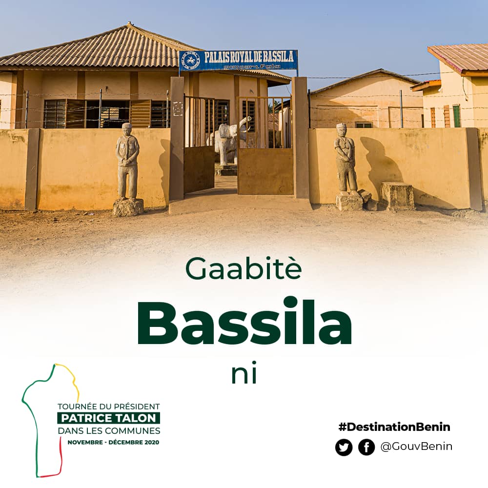 BASSILA, à hauteur de taille